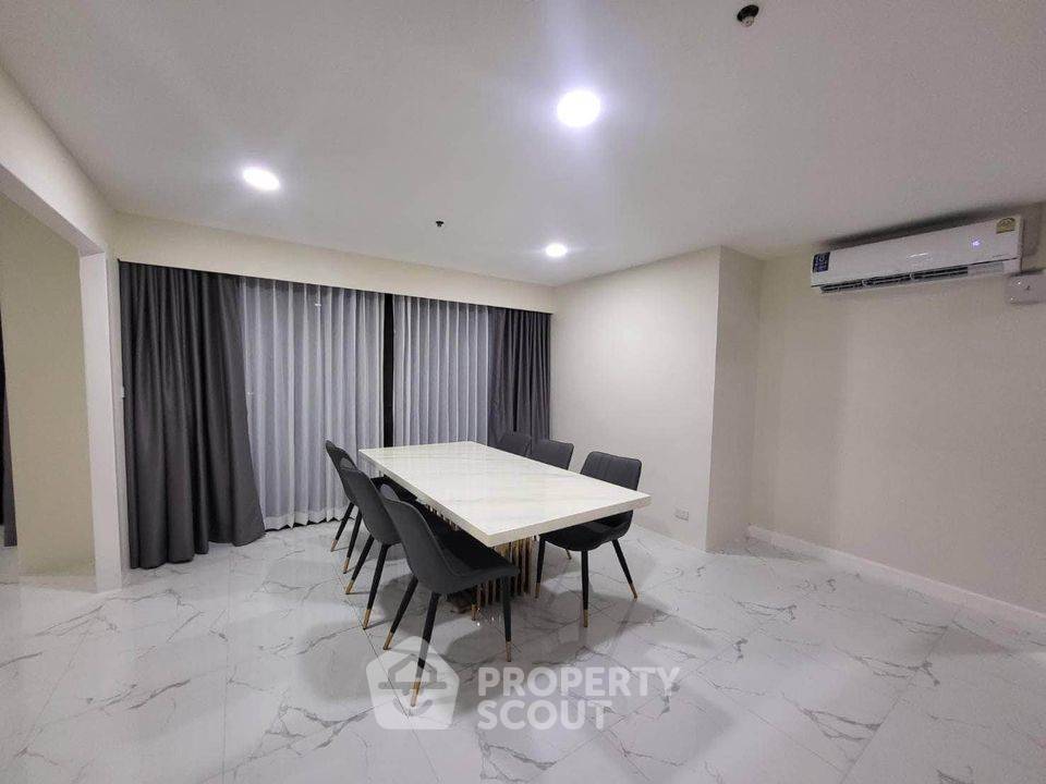 picture 4-BR Condo at Moon Tower Condominium near BTS Thong Lor (ID 1234475) - 6/14