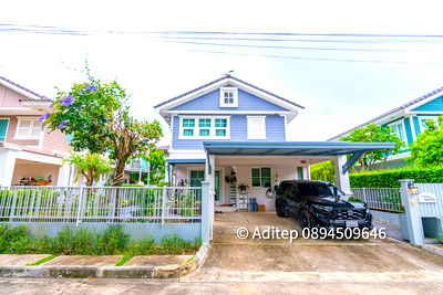 Houses for sale : Single house for sale, 60 sq m, Pruklada Wongwaen-Hathai Rat, 3 bedrooms, 3 bathrooms, front of house facing the garden