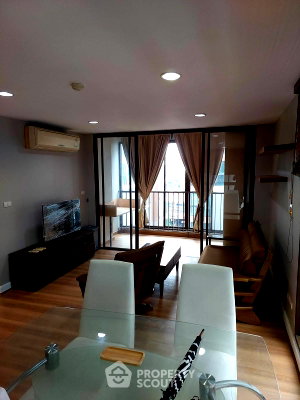 ขายคอนโด : คอนโด 2-ห้องนอน ที่ ไอดีโอ บลูโคฟ สาทร ใกล้ BTS วงเวียนใหญ่ (ID 1540818)