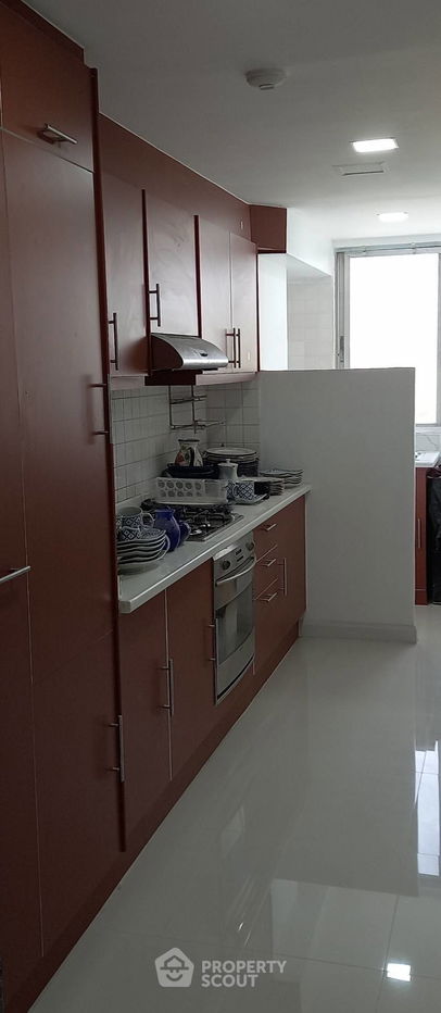 picture 3-BR Condo at D.S. Tower 2 Sukhumvit 39 Condominium near MRT Sukhumvit (ID 1512224) - 4/14