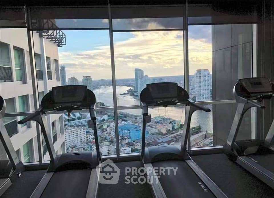 รูป คอนโด 1-ห้องนอน ที่ ริธึ่ม สาทร ใกล้ BTS สะพานตากสิน (ID 1555352) - รูปที่ 7/8