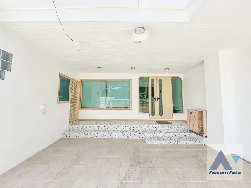 picture 🔼🔽 AccomA 📩  3 BR House in Phra Khanong Nuea (AA35744) - 2/20