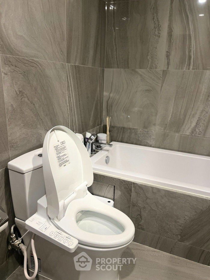 picture 1-BR Condo at Q Prasarnmit near MRT Phetchaburi (ID 2100972) - 13/23