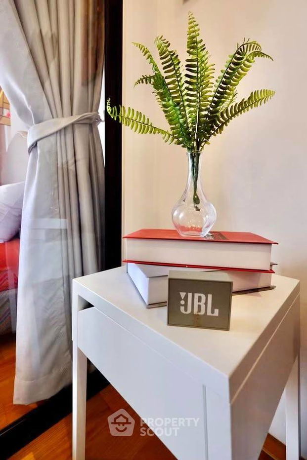 รูป คอนโด 1-ห้องนอน ที่ โนเบิล รีโว สีลม ใกล้ BTS สุรศักดิ์ (ID 2189612) - รูปที่ 8/12