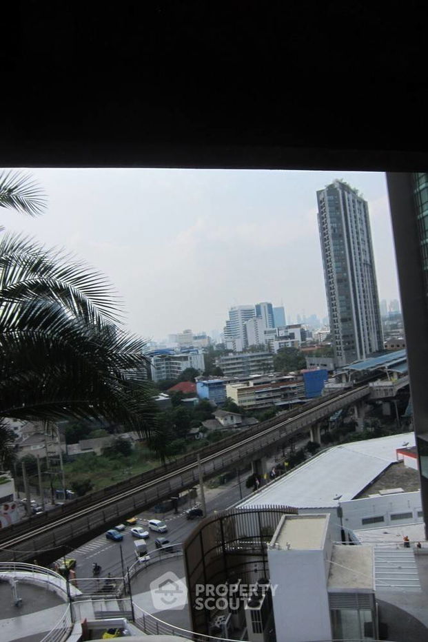 picture 2-BR Condo at Sky Walk Residences near BTS Phra Khanong (ID 309256) - 3/6