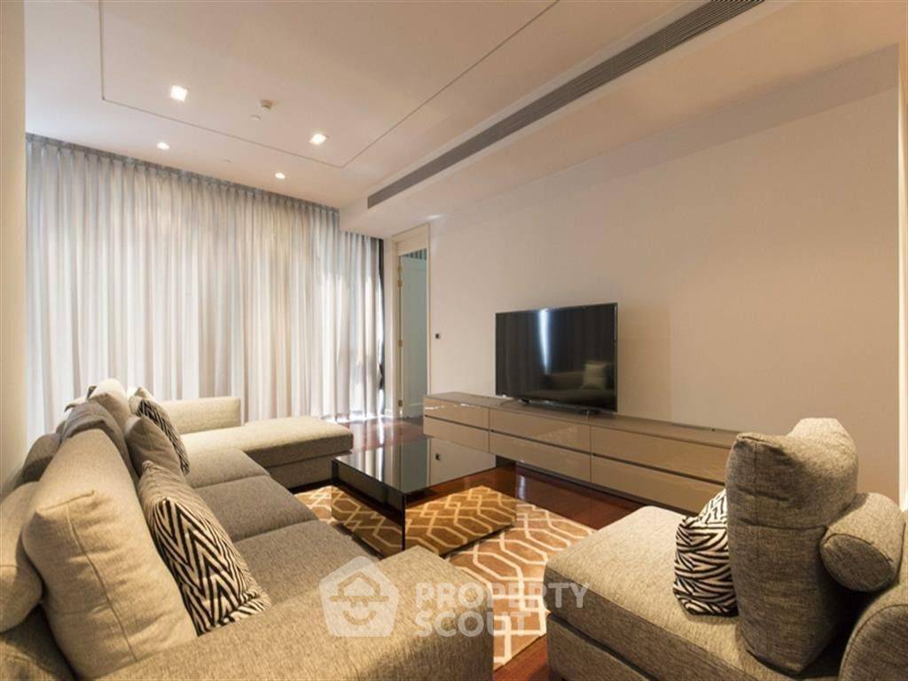 picture 3-BR Condo at Marque Sukhumvit near BTS Phrom Phong (ID 1846546) - 3/20