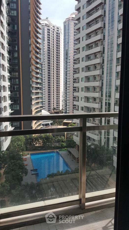picture 1-BR Condo at Bright Sukhumvit 24 Condominium near BTS Phrom Phong (ID 883443) - 2/9