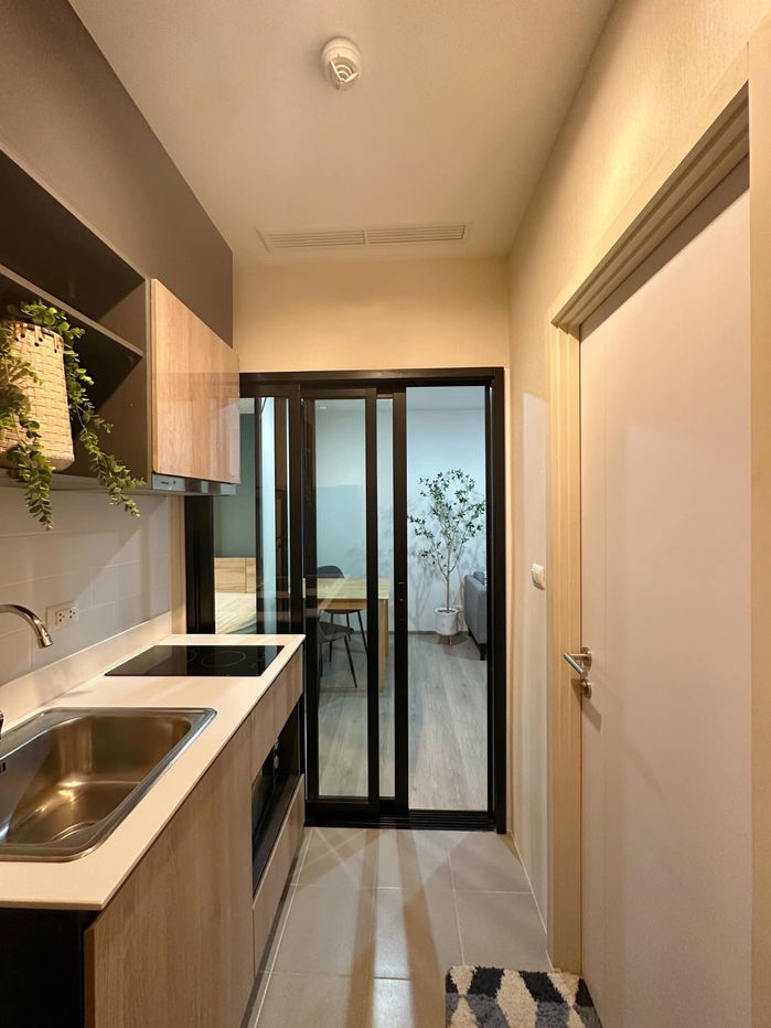 picture For Rent “  The Base Phetkasem “Fully furniture and ready to move in >>contact us  Line@assetrootz  - 9/10