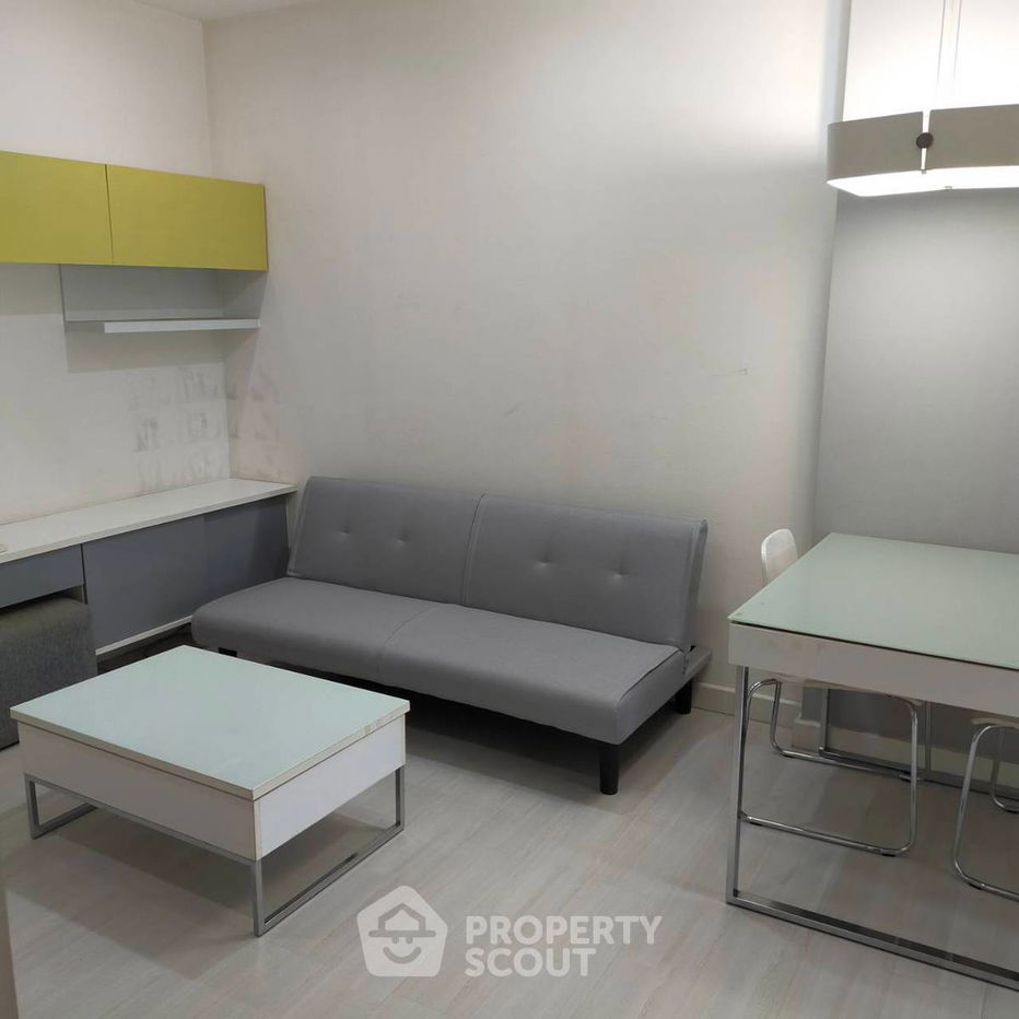 picture 1-BR Condo at The Room Ratchada-Ladprao near MRT Ratchadaphisek (ID 562344) - 2/6