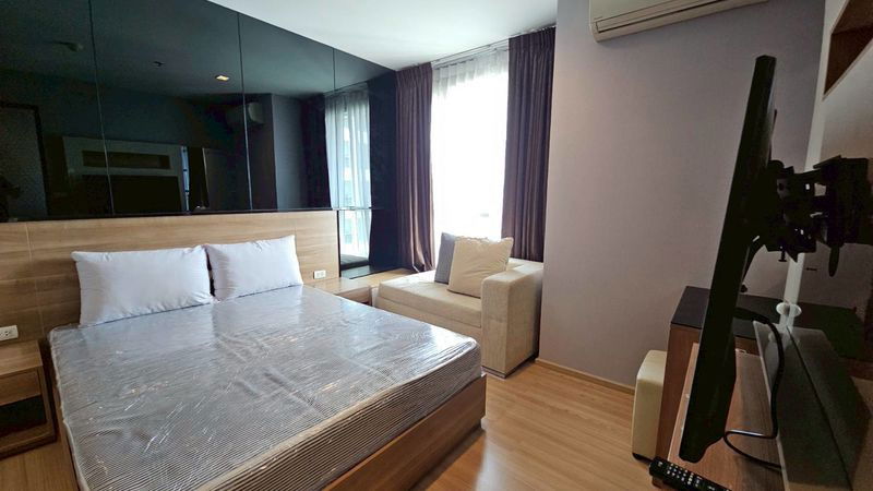 picture 🌇Rhythm Sathorn 21 for Rent" BTS Taksin 250 m. "    1B 1B 45 SQM  - 5/13