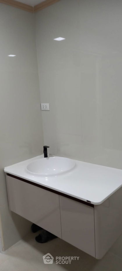picture 3-BR Condo at D.S. Tower 2 Sukhumvit 39 Condominium near MRT Sukhumvit (ID 1512224) - 11/14