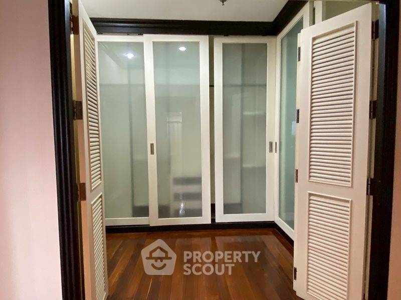 picture 3-BR Condo at Fifty Fifth Tower Thonglor near BTS Thong Lor (ID 2285389) - 27/30