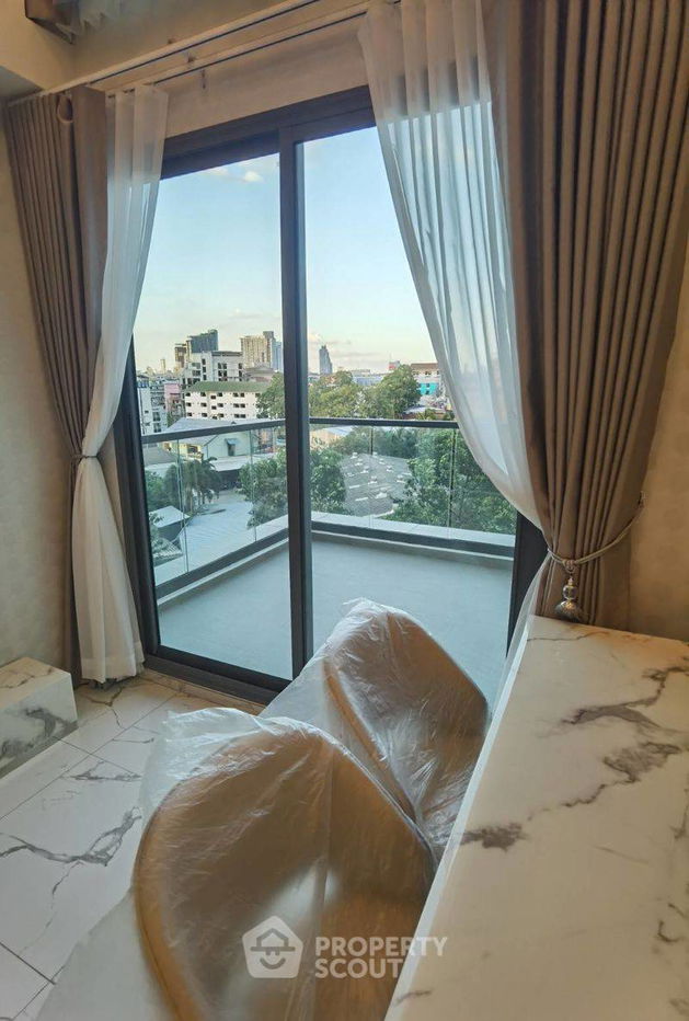 picture 2-BR Condo at Arcadia Millennium Tower close to Pattaya South (ID 2089191) - 2/14