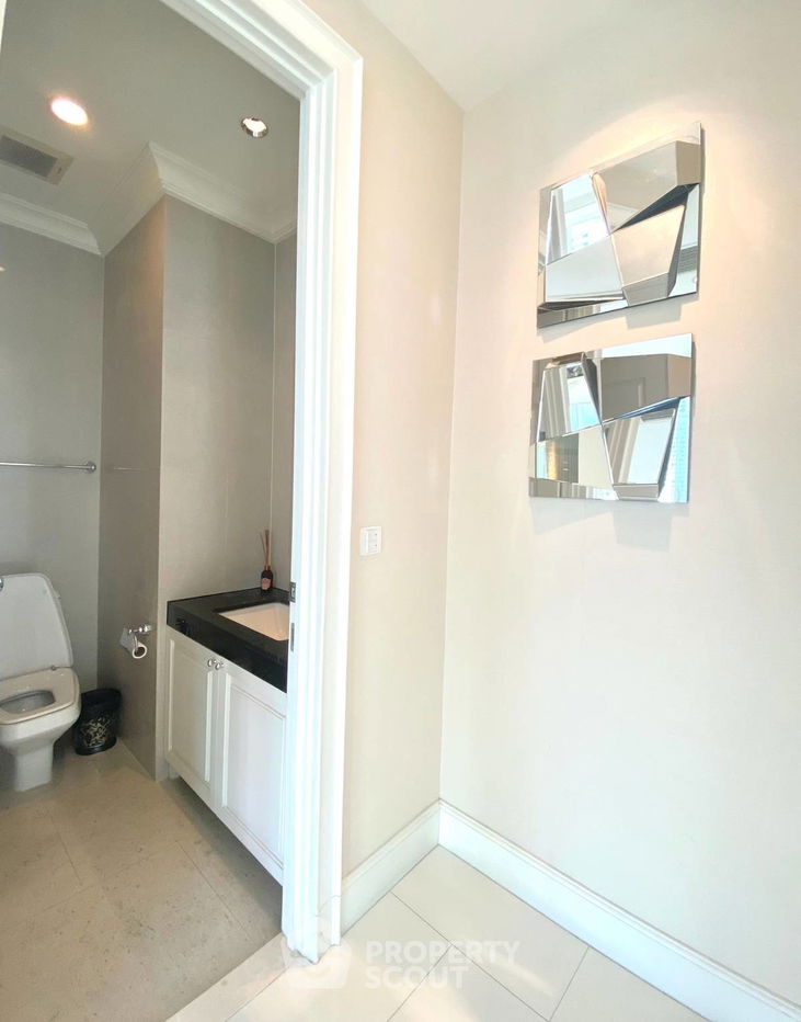 picture 4-bed 4-bath Condo size 355 sq.m. at Royce Private Residences by BTS Asoke for rent (ID 992943) - 15/16