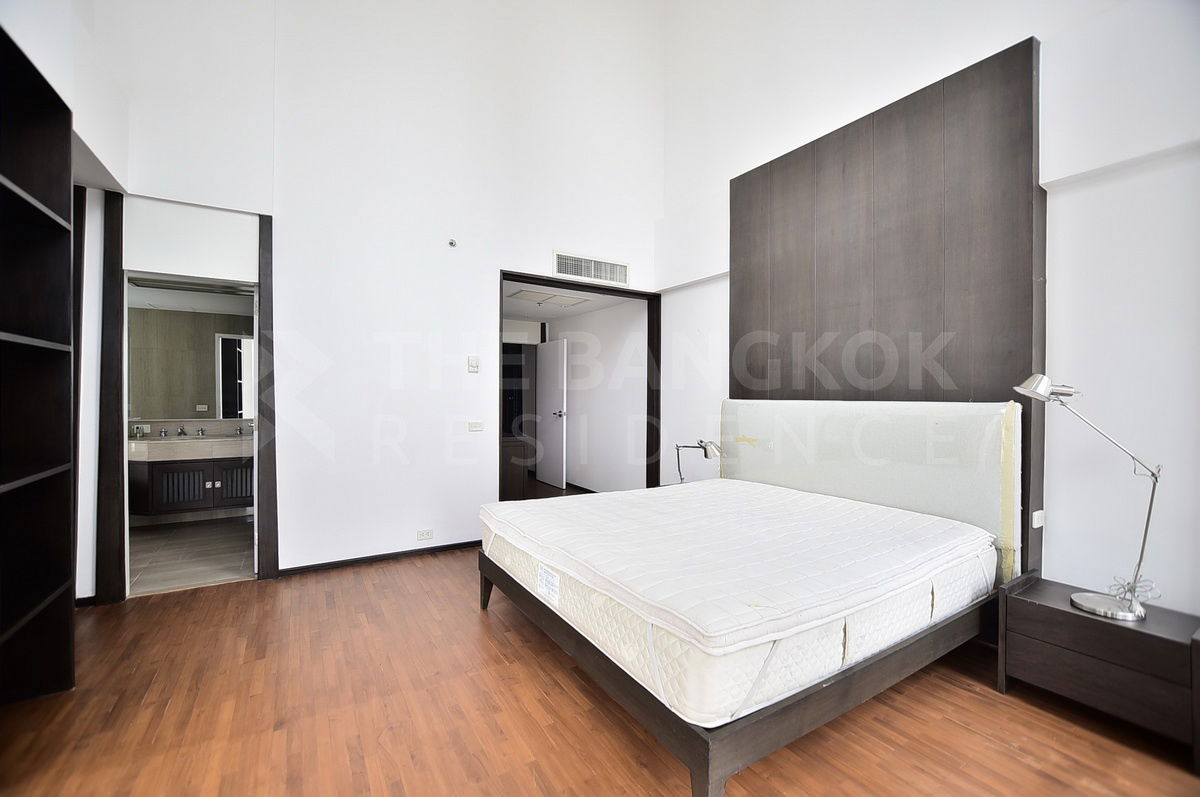 picture Langsuan Ville 🌟 Special Unit! Beautiful Room ✨ Near BTS Ratchadamri - 4/13