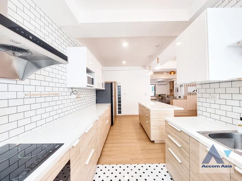 picture 🔼🔽 AccomA 📩  3 BR House in Phra Khanong Nuea (AA35744) - 11/20