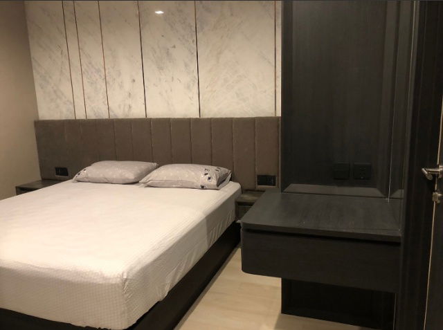 picture Condo for rent : Life One Wireless - 10/12