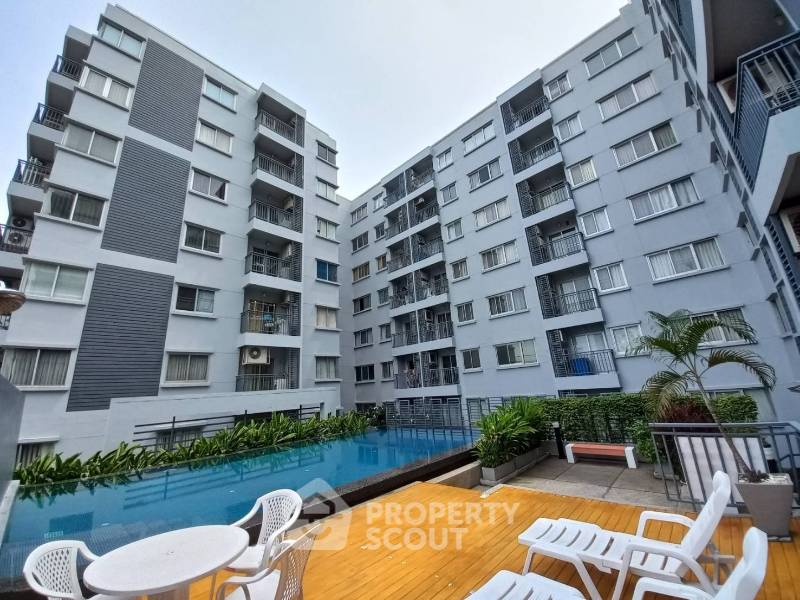picture 2-BR Condo at Condo One Siam Condominium near BTS National Stadium (ID 813812) - 11/11