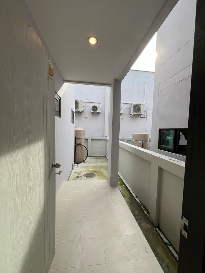 รูป ขายบ้านเดี่ยวสไตล์โมเดิร์น Living Loft ลำลูกกา คลอง 9 | หรูหรา กว้างขวาง วัสดุพรีเมียม พร้อมเข้าอยู่ - รูปที่ 15/25