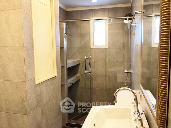 picture 2-BR Condo at Residence Sukhumvit 65 near BTS Ekkamai (ID 20094) - 4/24