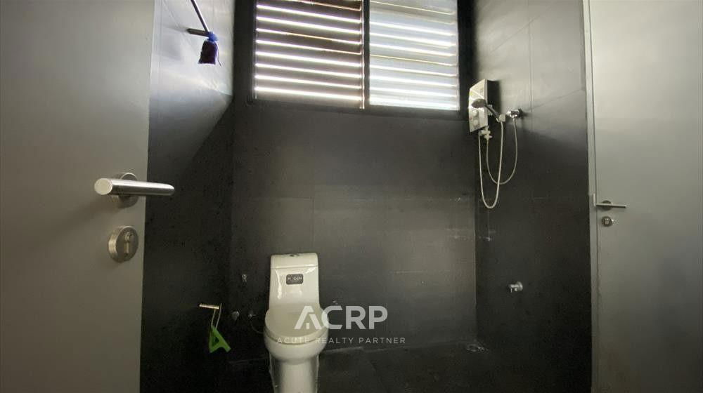 picture Modern Loft-Style Twin House for Sale – The Season Phetkasem 69 Project, close to MRT Lak Song - 16/20