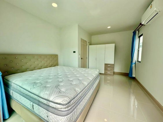 picture For rent Grand Valley Project: Bangsaen - Liang Nong Mon: 4 bedrooms, 3 bathrooms, house near the garden - 11/20