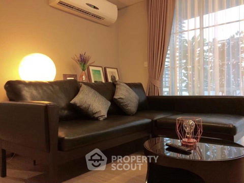 2-BR Condo at Maestro 39 Sukhumvit 39 near BTS Phrom Phong (ID 894498)