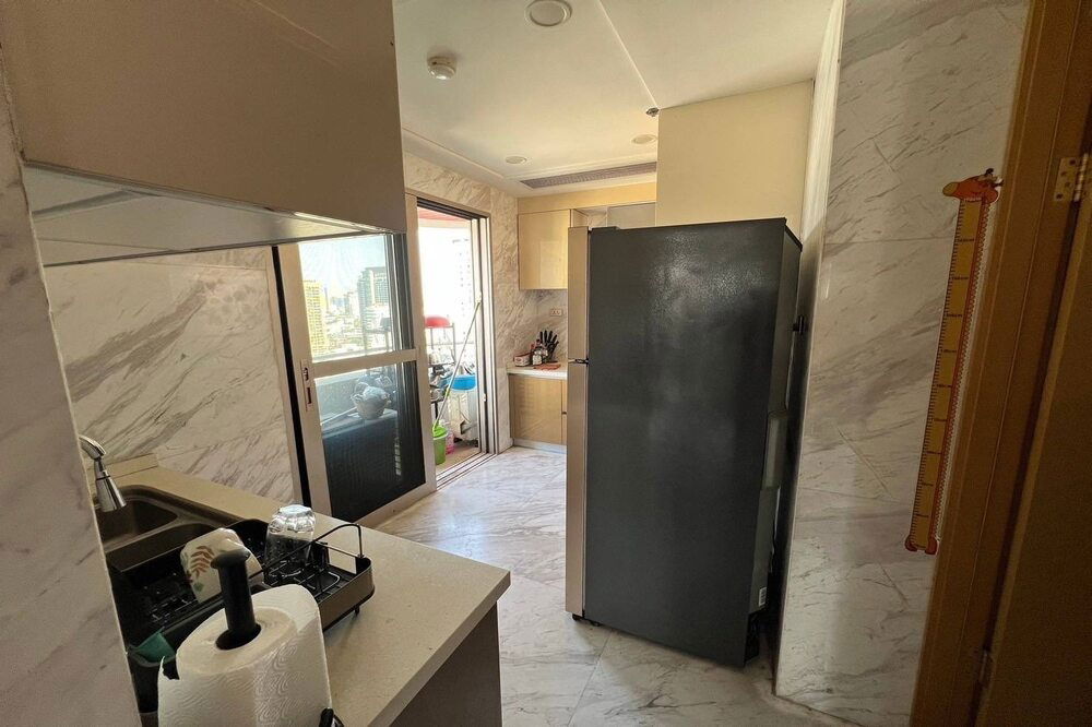 picture  For Sale !! high floor 20++, private swimming pool!!🔥 Code C20250800091....Le Raffine Sukhumvit 24, 3 bed Duplex, 5 bath, furnished, Special Deal!!📣 - 10/17
