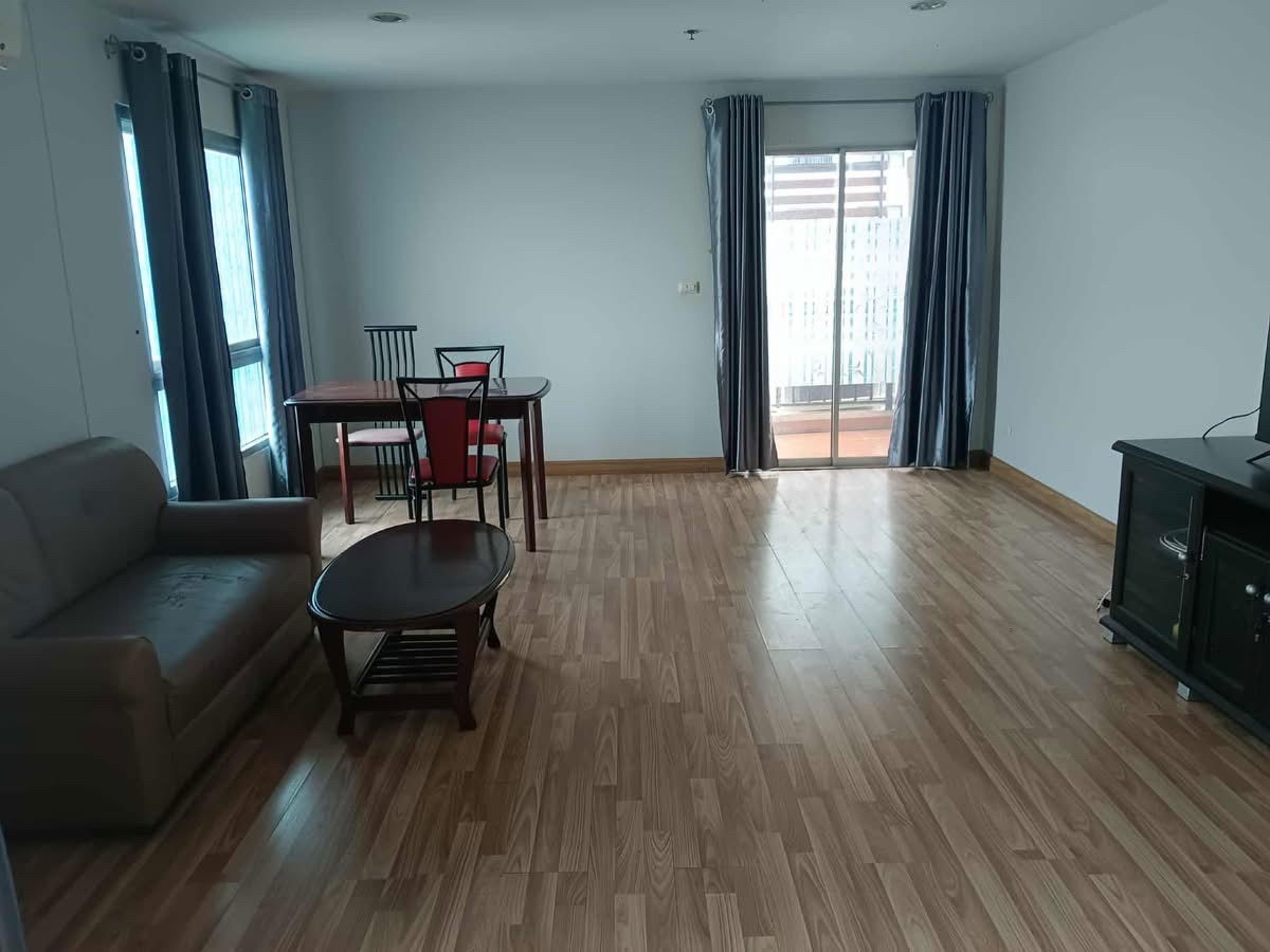 รูป ให้เช่า 𝗥𝗲𝗴𝗲𝗻𝘁 𝗛𝗼𝗺𝗲 𝟭𝟬 แจ้งวัฒนะ 🏡 ห้องใหญ่ พร้อมอยู่ ราคาคุยได้‼️#ตอบแชทไว 🔥🔥  รหัส T37 - รูปที่ 2/7