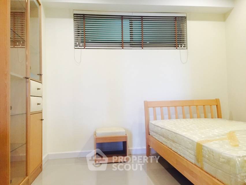 picture 3-BR Condo at Royal Castle Sukhumvit near BTS Phrom Phong (ID 514499) - 7/9
