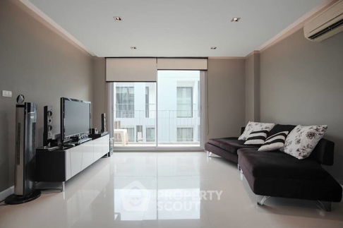 คอนโด 2-ห้องนอน ที่ เดอะ โคลเวอร์ ทองหล่อ เรสซิเดนซ์ ใกล้ BTS ทองหล่อ (ID 1229338)