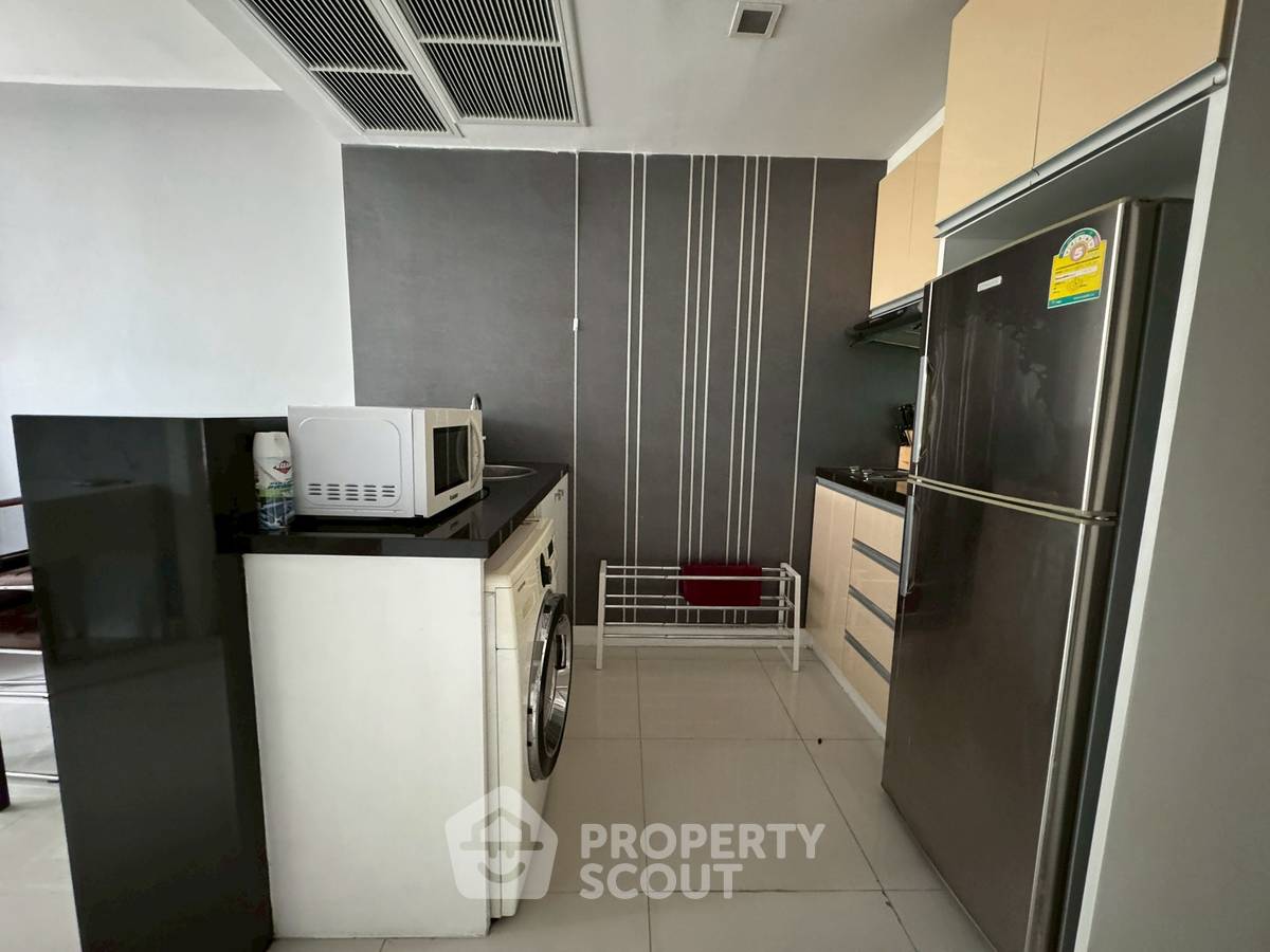 picture 1-BR Condo at Apus Condominiums close to Central Pattaya (ID 2285305) - 9/11