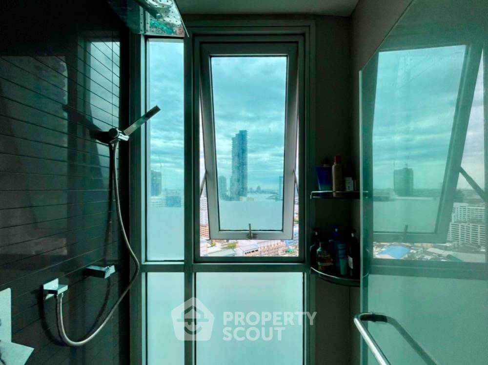 รูป คอนโด 1-ห้องนอน ที่ ริธึ่ม สาทร ใกล้ BTS สะพานตากสิน (ID 755191) - รูปที่ 10/14