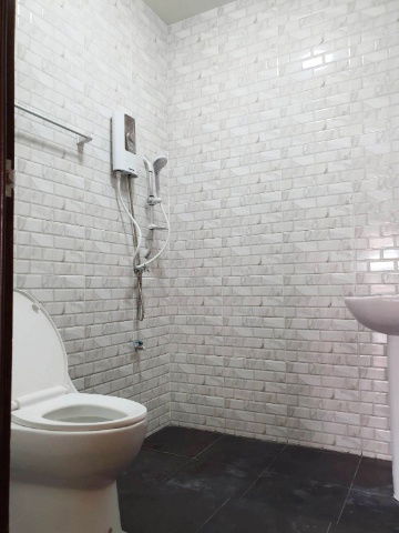 picture Two-and-a-half-story townhouse for rent in Phonphailin Village, Lat Phrao 41/1, Bangkok. - 14/18