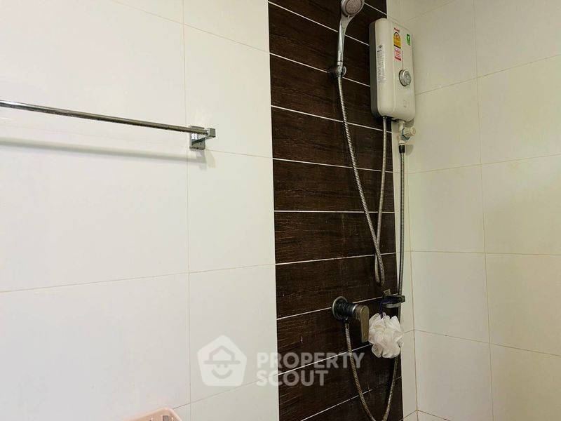 picture 1-BR Condo at A Space Me Bangna in Bang Kaeo (ID 2192056) - 10/17