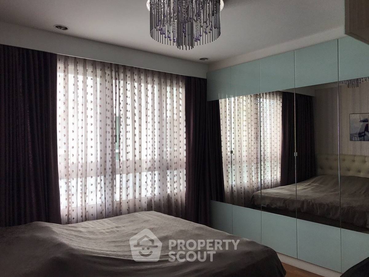 picture 2-BR Condo at Baan Siri Sathorn Condominium near MRT Khlong Toei (ID 2155292) - 1/11