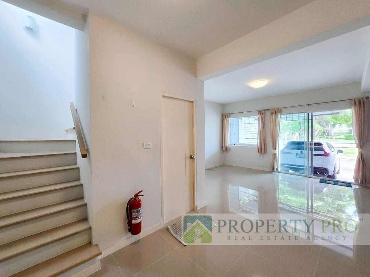 picture TownHome for Sale Villaggio Bangna, 2 bedroom 18 sqw 110 sqm Good Condition Near Suvarnabhumi, Bang Phli, Bang Sao Thong, ABAC Bangna : MJ25S-004 - 8/28