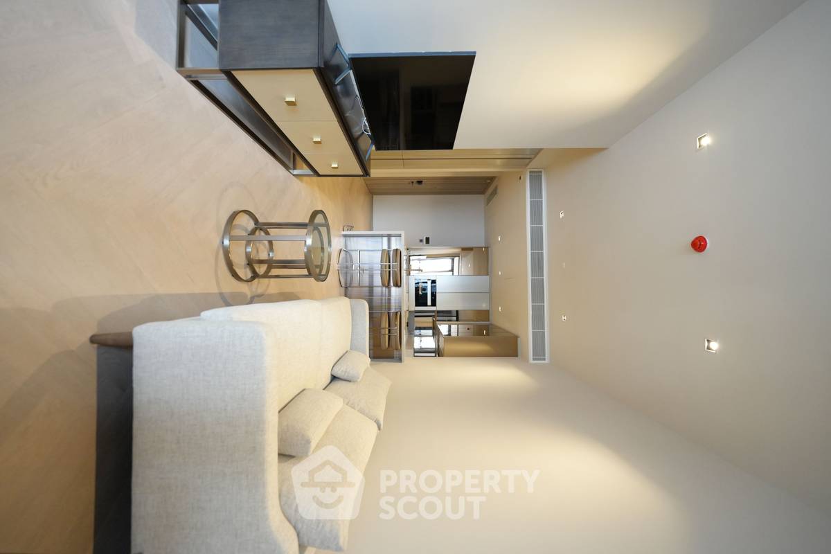 picture 1-bed 1-bath Condo size 57 sq.m. at The Reserve Sathon  by BTS Chong Nonsi for rent (ID 992734) - 4/9