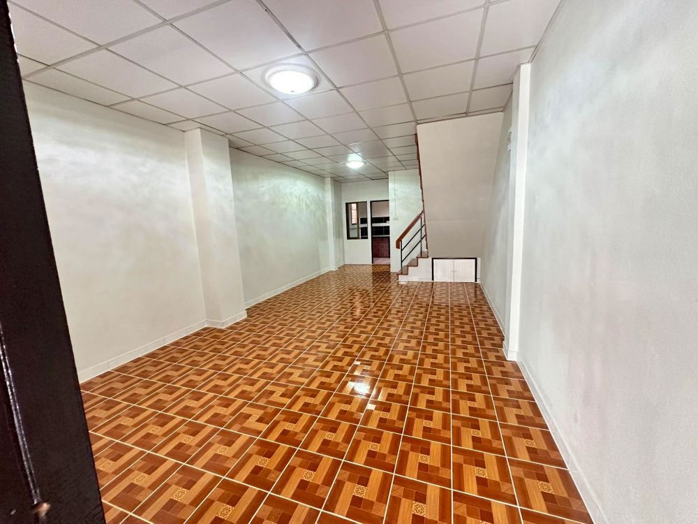 รูป ขายทาวน์เฮ้าส์ 2 ชั้น หลังริม หมู่บ้านเทพารักษ์ กม. 25 คิงคอง ซอย 1 ขนาด 17.0 ตารางวา ใกล้นิคมอุตสาหกรรมบางพลี - รูปที่ 9/14