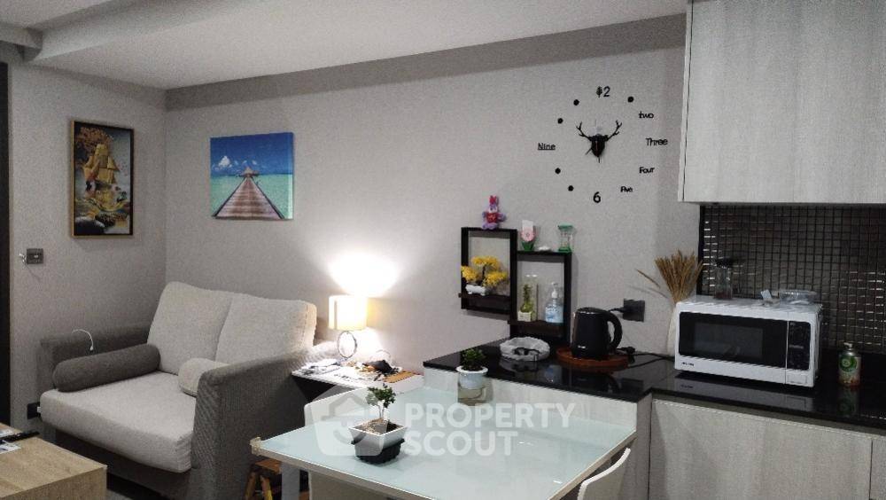 picture 1-BR Condo at Maestro 19 Ratchada19 - Vipha near MRT Ratchadaphisek (ID 751653) - 1/8