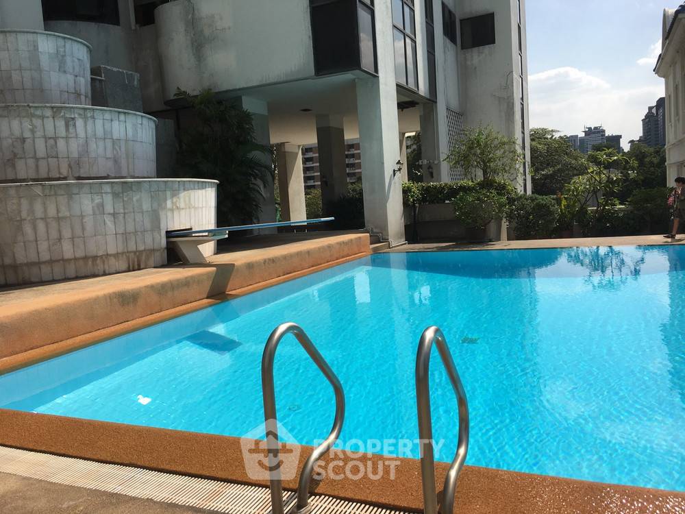 picture 2-BR Condo at Kiarti Thanee City Mansion Condominium near MRT Phetchaburi (ID 385005) - 4/4