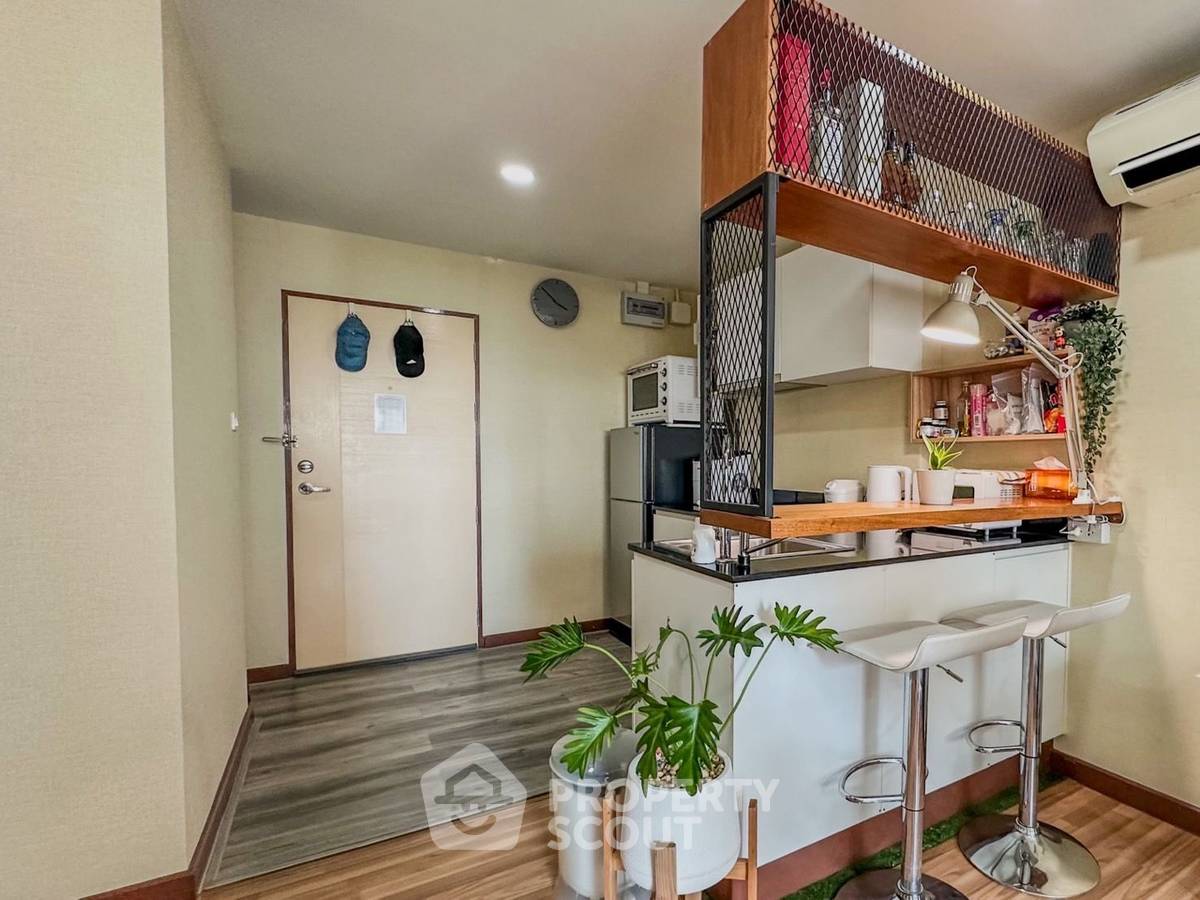 picture 2-BR Condo at We Condo Ekamai Ramindra in Tha Raeng (ID 2052230) - 4/15