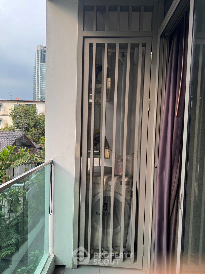 picture 1-BR Condo at Siamese Surawong near MRT Sam Yan (ID 2294513) - 9/17