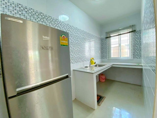picture 3 Aircon BangpoonNakhon Phutsi Lotus Phraeksa 800m. BTS Srinakarin 4.7km. 2-story detached house fo - 4/8
