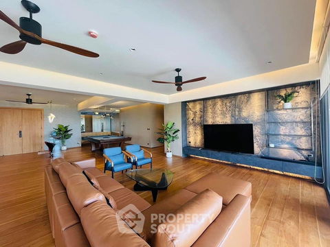 4-BR Condo at Phatsana Garden near BTS Ekkamai (ID 1132553)