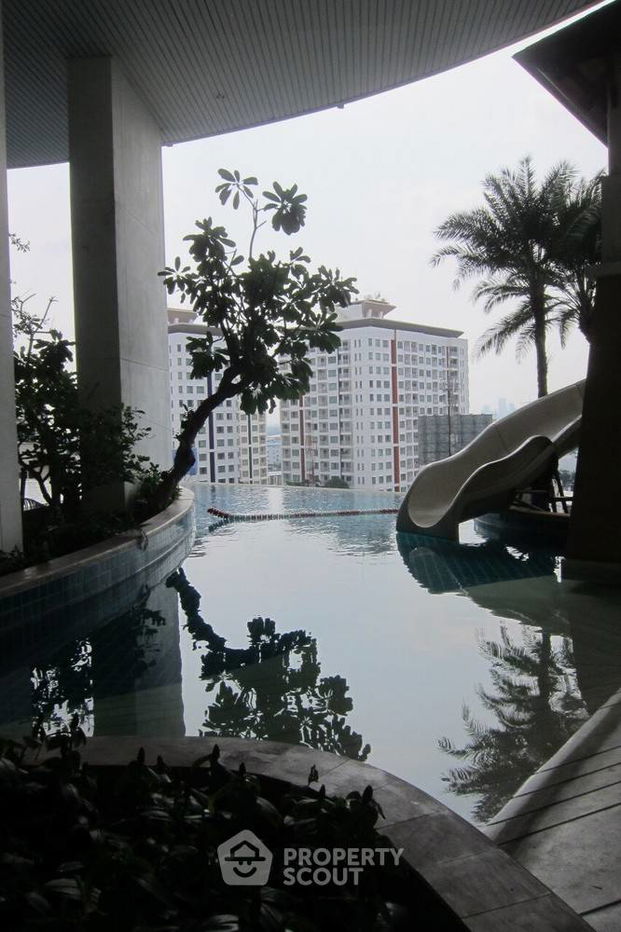 picture 2-BR Condo at Sky Walk Residences near BTS Phra Khanong (ID 309256) - 1/6