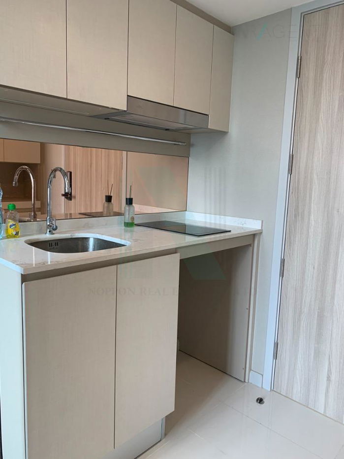 picture For Rent Condo KNIGHTSBRIDGE PRIME SATHORN Building 1, Floor 34,Duplex, Room size 37.00 sqm - 6/8