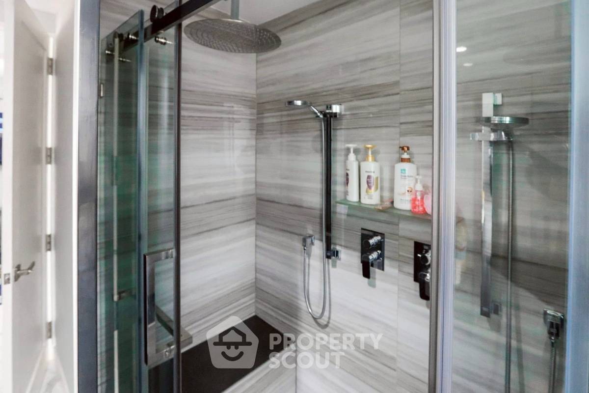 picture 2-BR Condo at Baan Thanon Sarasin Condominium near BTS Ratchadamri (ID 2297112) - 9/14