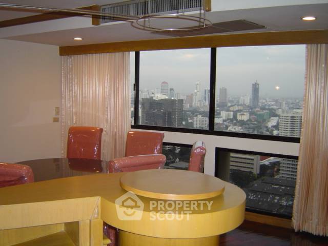 picture 3-BR Condo at President Park Condominium near MRT Queen Sirikit National Convention Centre (ID 515382) - 9/10