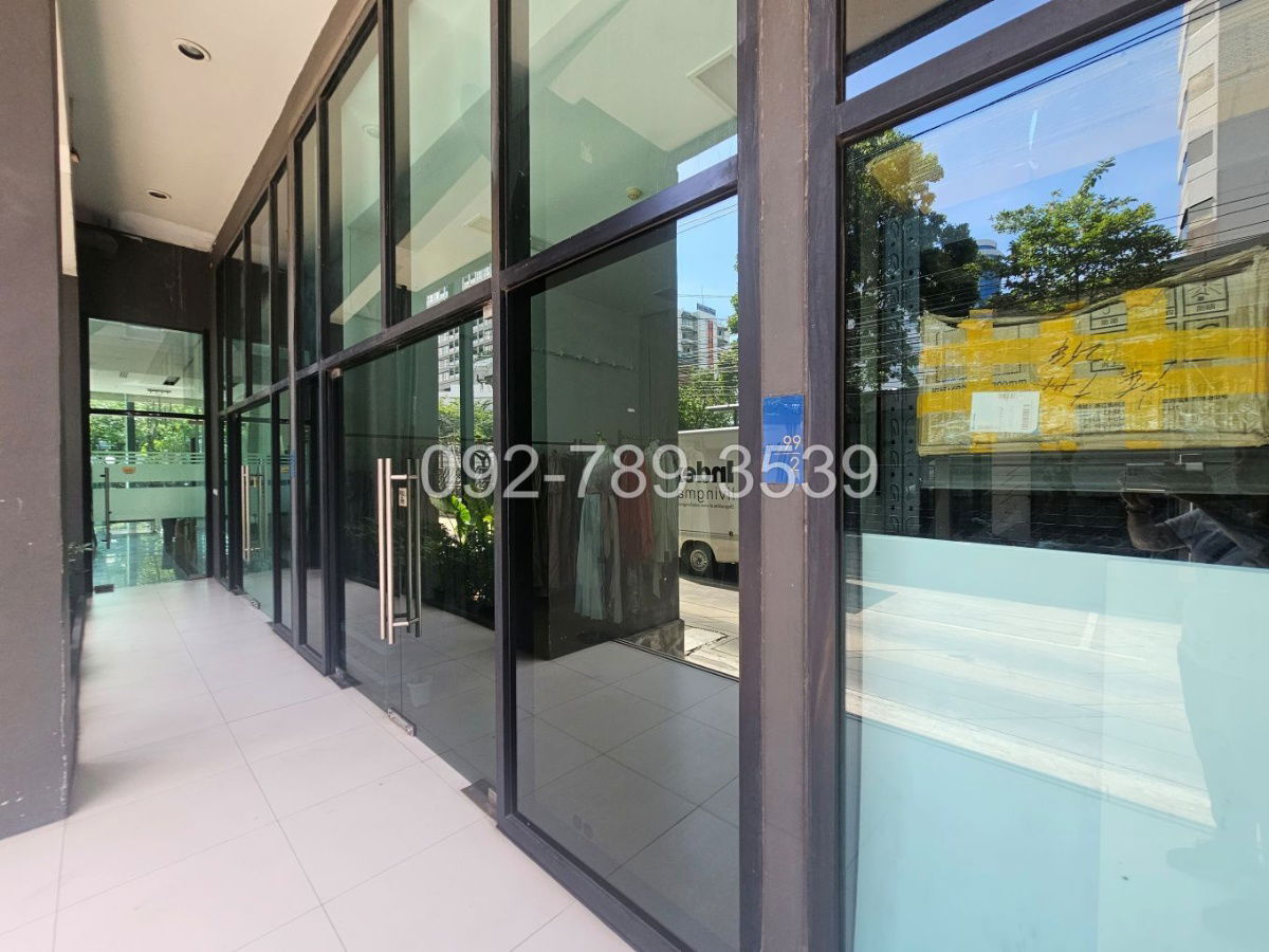picture Shop room for rent at The Capital Condo Ratchaprarop-Vibhavadi - 6/21